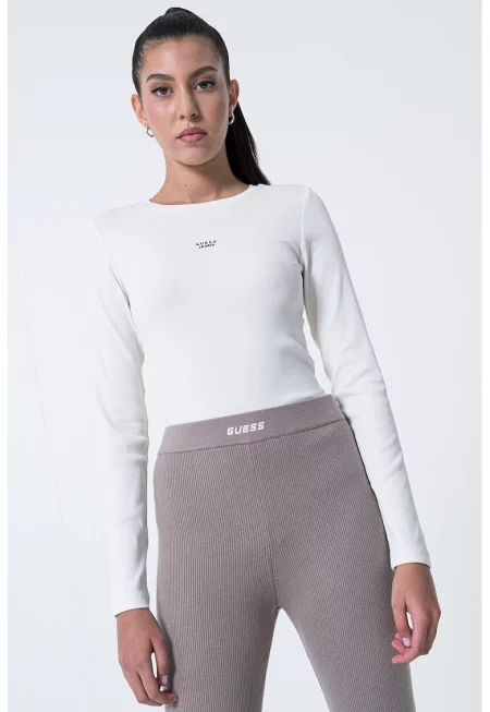 Вталена блуза с лого