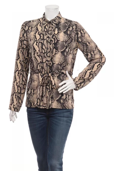 Дрехи Риза GINA TRICOT