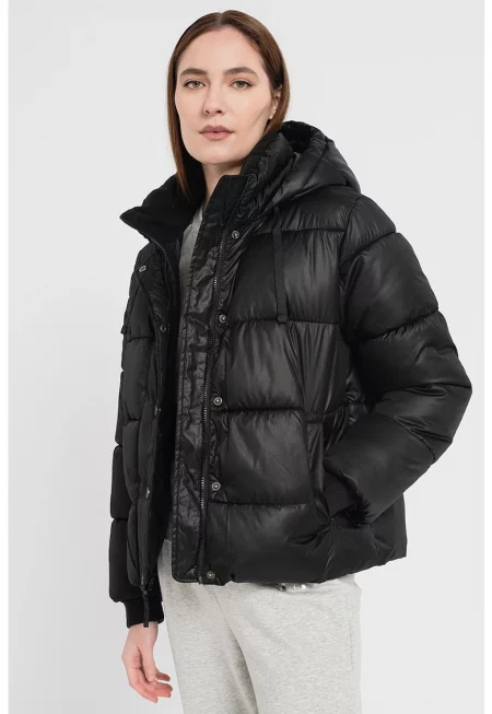 Капитонирано зимно яке