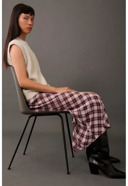 Плетена жилетка с цип