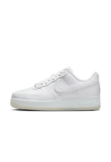 Спортни обувки  A Ma Maniere x Wmns Air Force 1 Low 07 - Бял