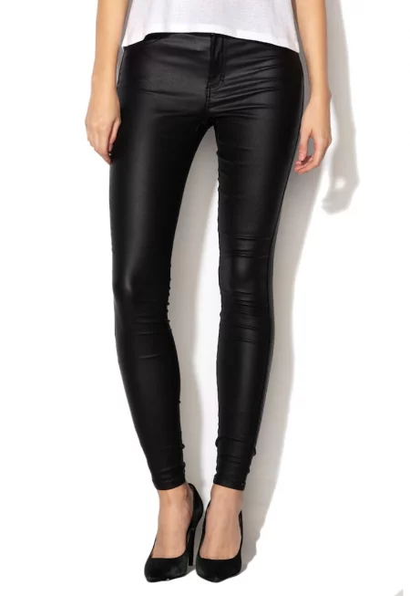 Втален панталон Royal с лъскаво покритие - Черен