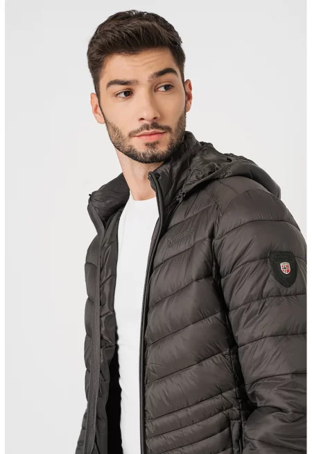 Яке Damiel с отделяща се качулка