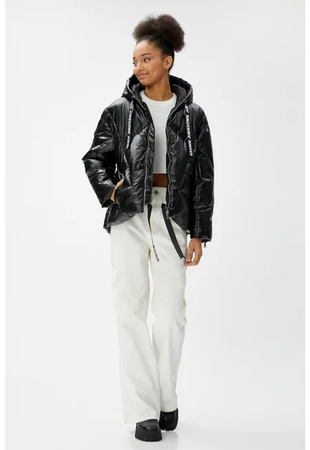 Асиметрично зимно яке с качулка