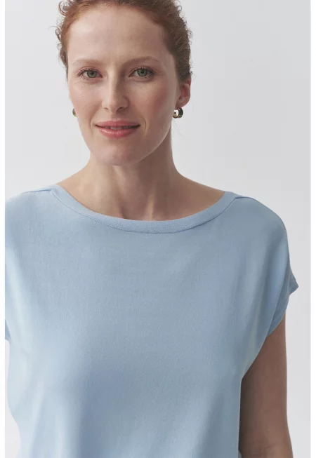 Блуза с овално деколте - Пастелносин