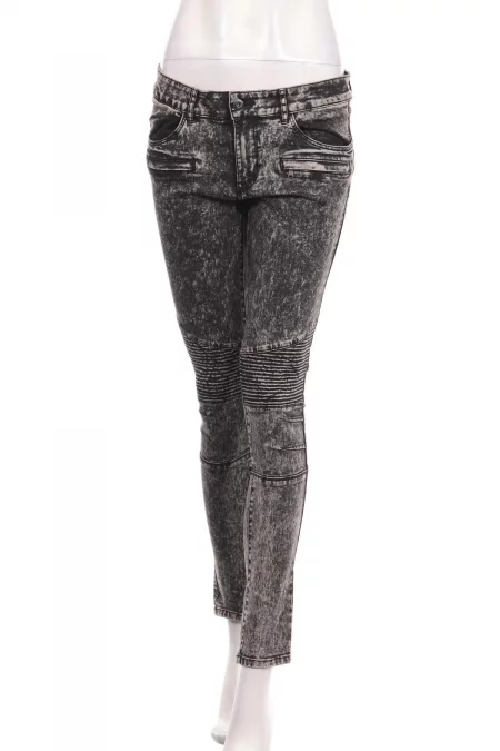 Дрехи Ластични дънки H&M DIVIDED
