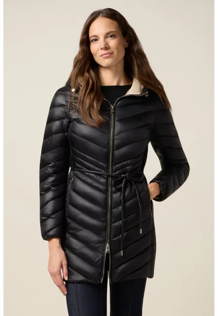 Капитонирано зимно яке със странични джобове