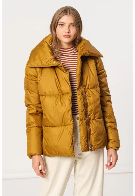 Капитонирано зимно яке