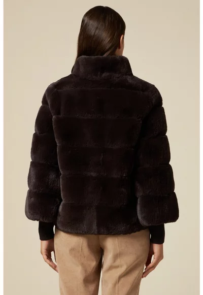 Късо палто от еко пух