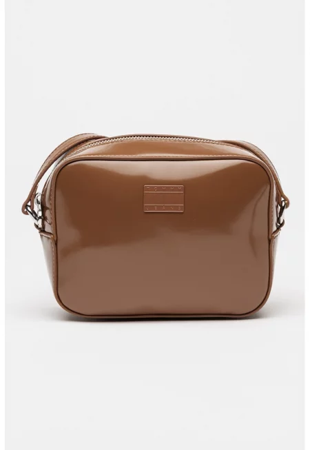 Лачена чанта