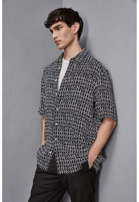 Oversize риза с къс ръкав и принт - Черен