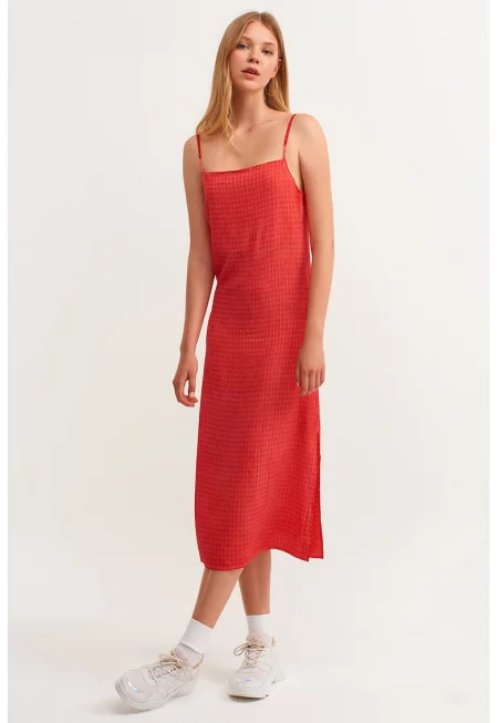 Права рокля с квадратно деколте - Аленочервен