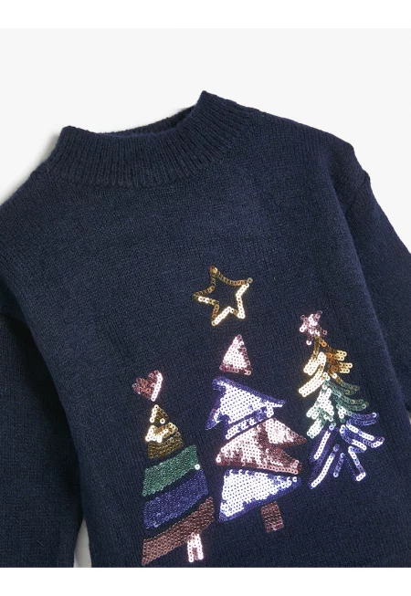 Пуловер с коледна шарка и пайети