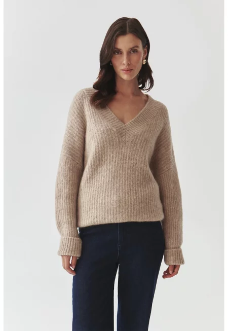 Пуловер с шпиц - Светлокафяв меланж