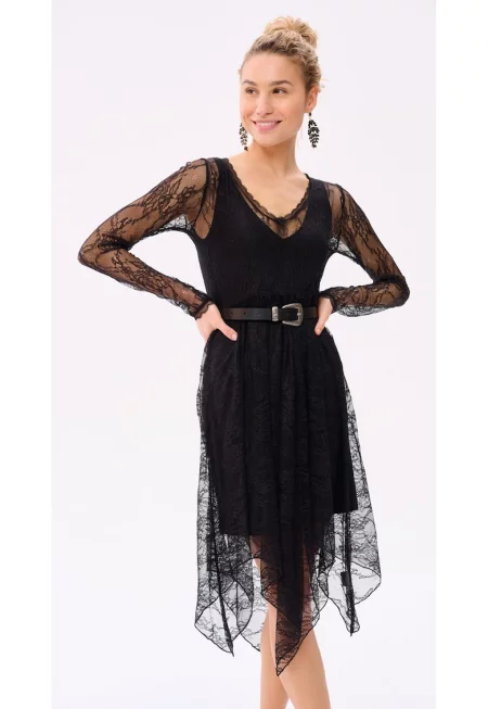 Рокля с външен слой от дантела Charlot