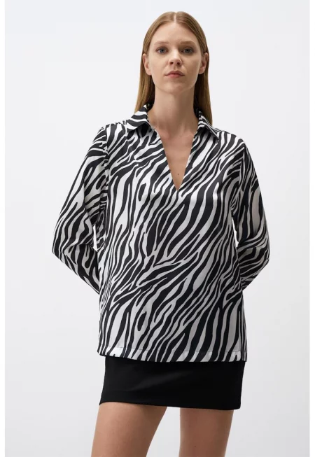 Широка шпиц блуза - Бял/Черен