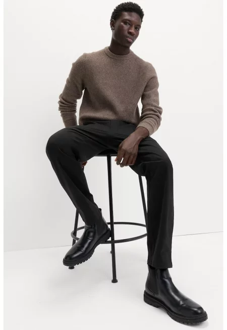 Стандартен панталон със средна талия