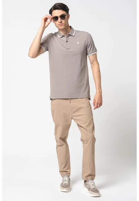 Тениска слим Dunda с органичен памук и яка