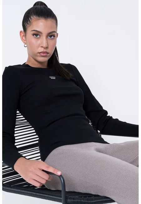 Вталена блуза с лого