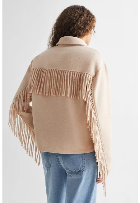 Яке с вълна с ресни