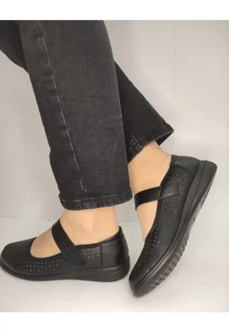 Дамски обувки  60020A 01-N перфорирани Черно - Черен