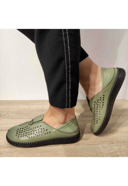Дамски перфорирани обувки  822 - 37 - Зелени