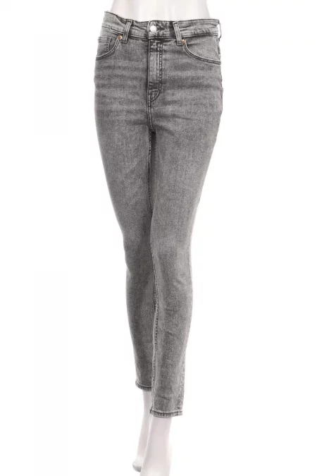 Дрехи Ластични дънки H&M