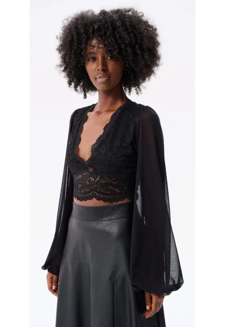 Къса блуза с дантела и V-образно деколте Aquafina