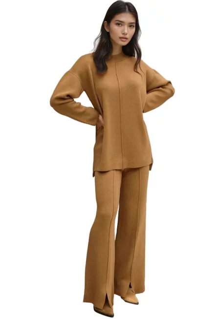 Координиран комплект дълъг пуловер и широки панталони -  трикотаж - бежов