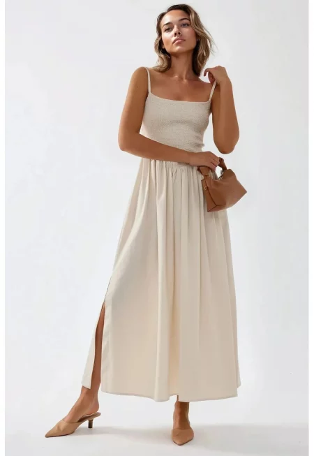 Макси рокля -  А-силует - квадратно деколте - бежово - текстил