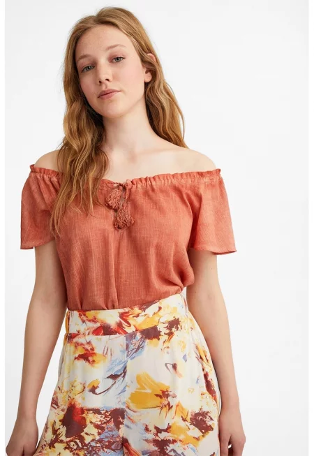 Памучна блуза с голи рамене