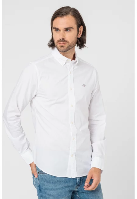 Риза по тялото с копчета на яката - Бял