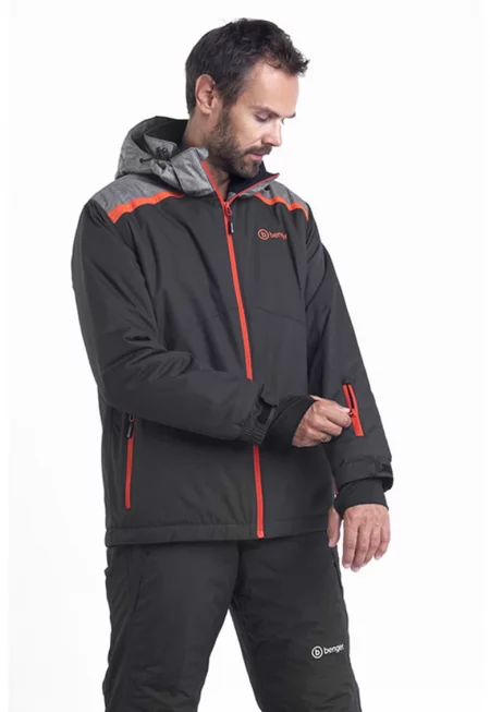 Ски яке с качулка