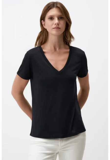 Тениска с модал с шпиц