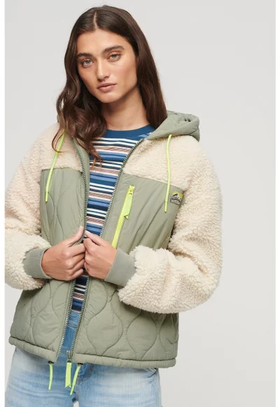 Зимно яке бомбър с качулка и еко вълна