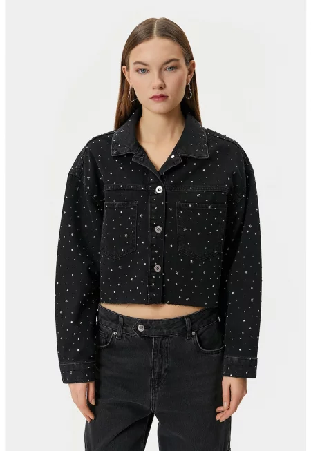 Късо яке от деним с декоративни камъни