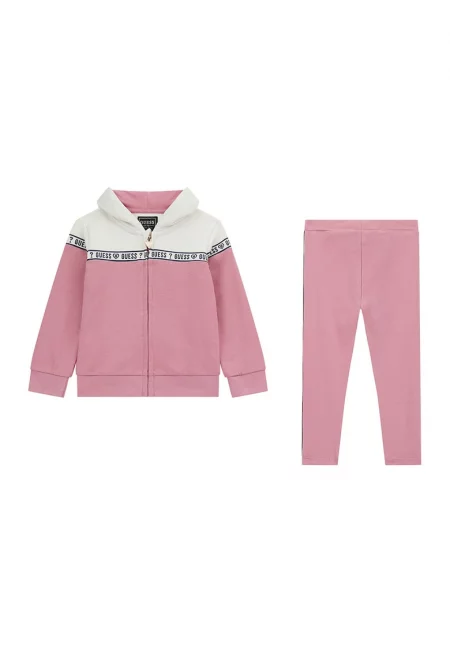 Памучен спортен екип и лого