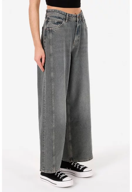 Прави дънки с лиосел