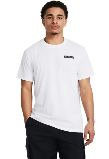 Тениска с овално деколте