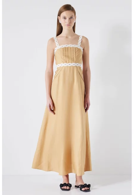 Дълга разкроена рокля с шпиц - Бял/Бежов