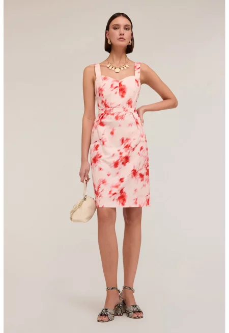 Къса рокля с графичен десен - Светлорозов/Праскова