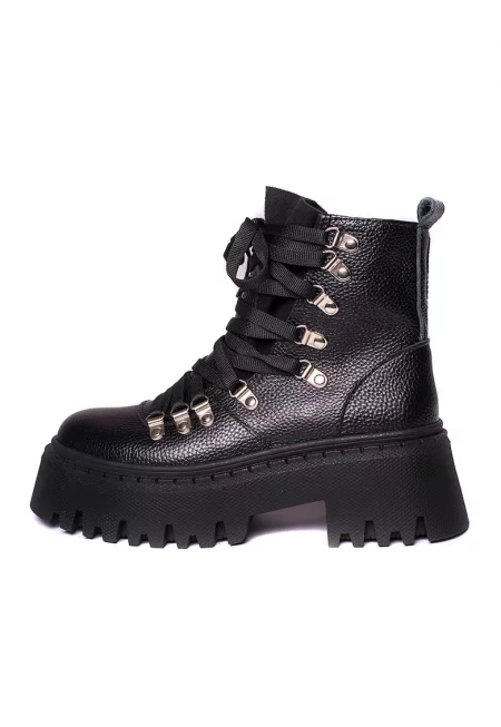 Кожени боти с масивен ток - Черен