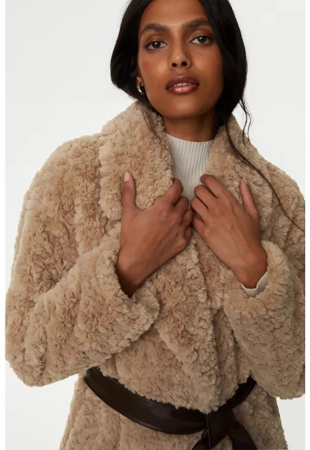 Палто от еко пух с връзка от еко кожа