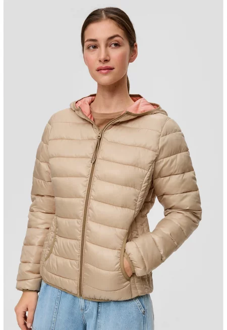 Подплатено зимно яке с качулка