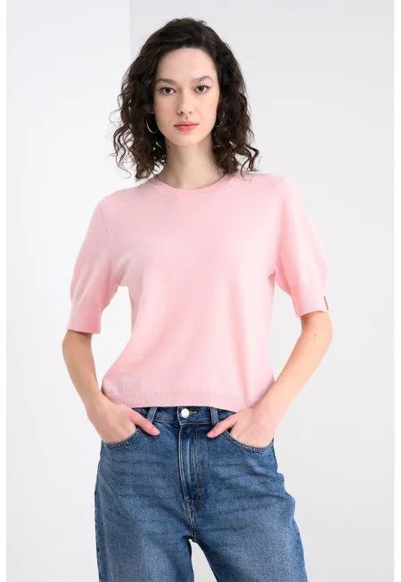 Пуловер от необработена вълна