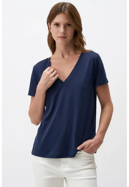 Тениска с модал с шпиц