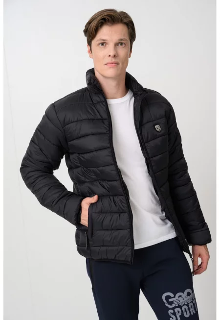 Ватирано зимно яке Amigotal с висока яка - Черен