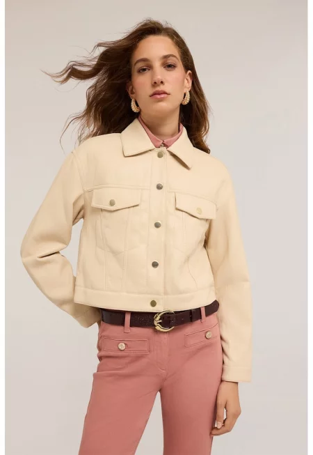 Яке с капси