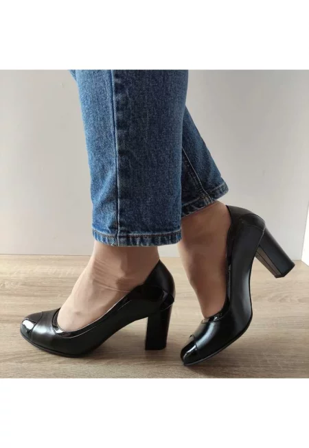 736 Black Елегантни дамски обувки - черни