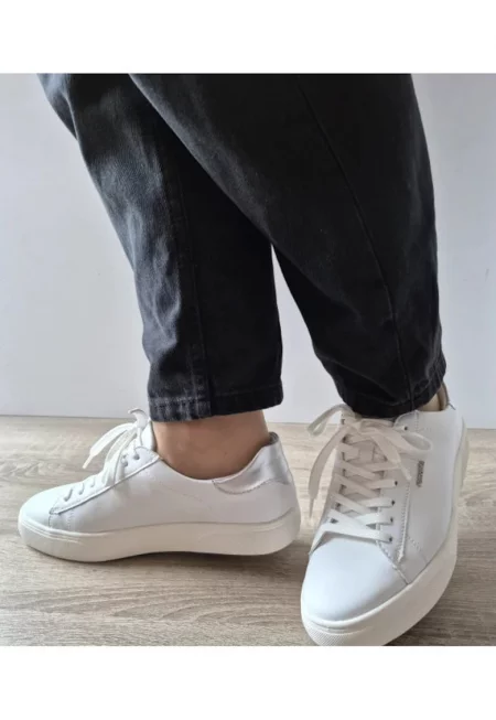 Дамски спортни обувки  D2J00-80 Бели - Бял - Бял